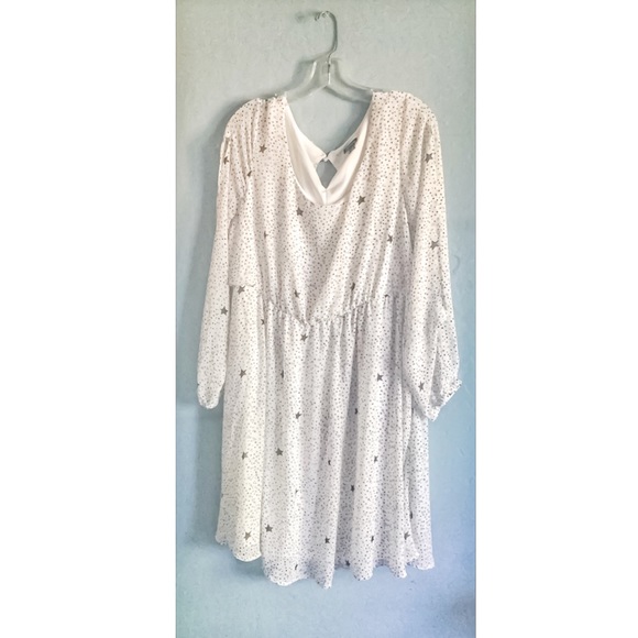 torrid Dresses & Skirts - Torrid White Star Pattern Dress - Plus Size 1X